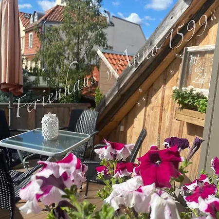 Semesterbostad Anno 1599 *